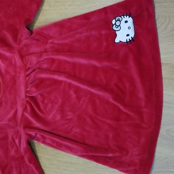 H&M Hello Kitty fuzzy red dress size 12-18 months - Picture 3 of 10